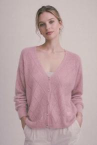 NYDELIG JAKKE I 70% KID MOHAIR MED TRENDY HARLEQUIN MØNSTER. ROSA