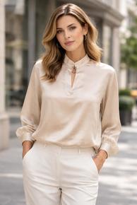 LEKKER SATENG TOPP MED 