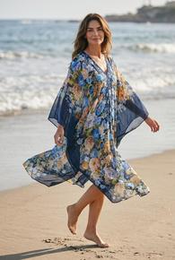 LEKKER KJOLE I SILKE/ VISCOSE MED FLOTT PRINT. UNDERKJOLE MED SMALE STROPPER FØLGER MED. BLÅ
